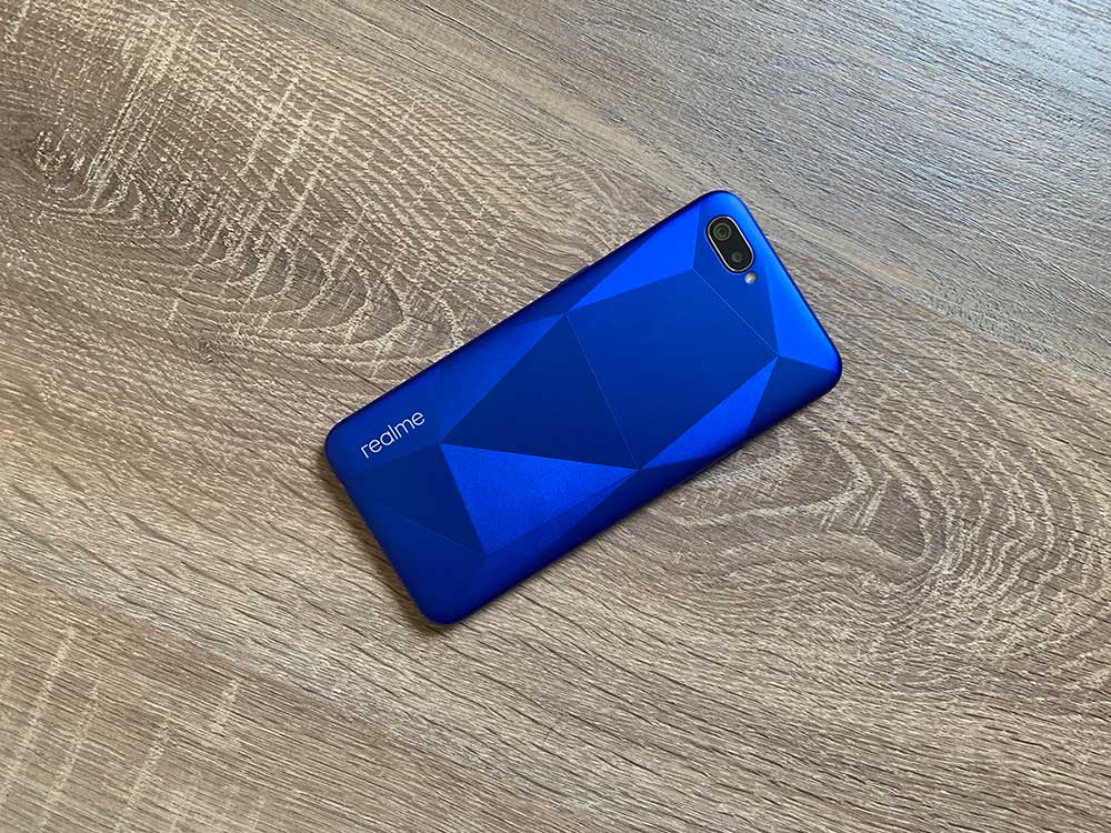 realme C2