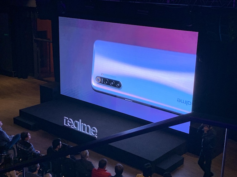 realme официально представил две новые модели в России: realme 5 и realme 5 Pro
