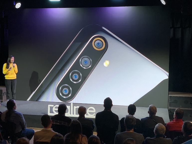 realme официально представил две новые модели в России: realme 5 и realme 5 Pro