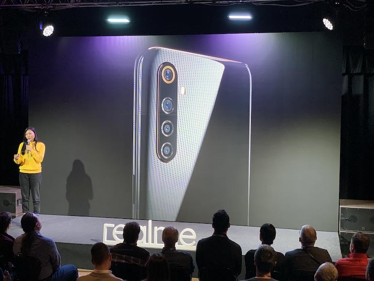 realme официально представил две новые модели в России: realme 5 и realme 5 Pro