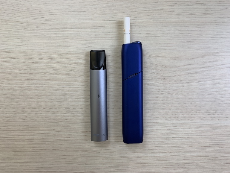 RELX сравнение с IQOS