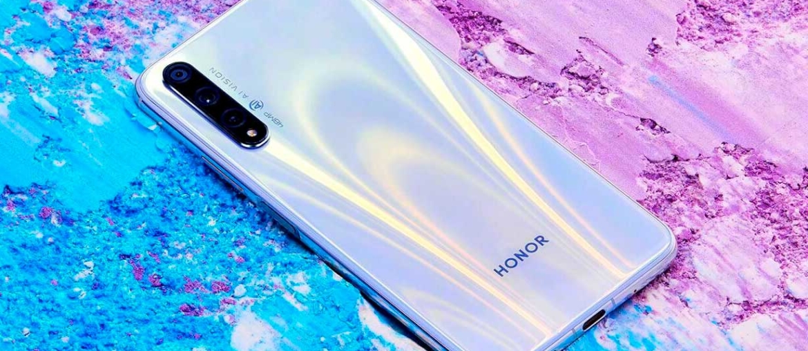 Смартфон HONOR 20S