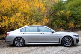 Компания BMW планирует продавать подписки на некоторые функции авто