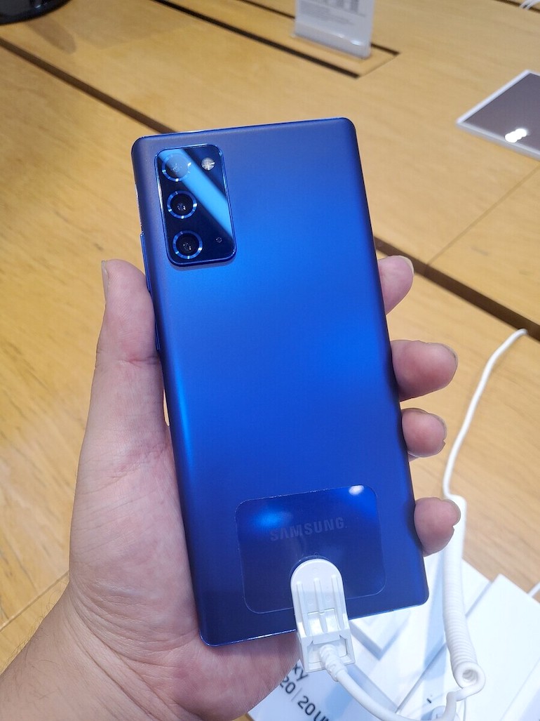 Galaxy Note 20 выйдет в красном, голубом и розовом цветах