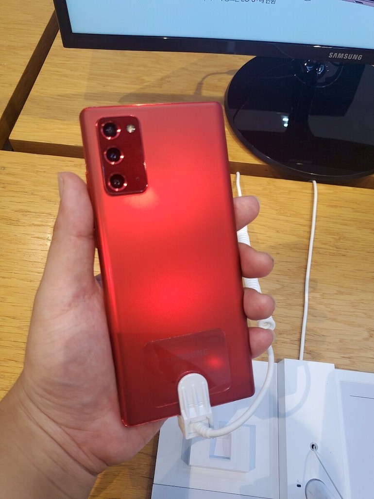 Galaxy Note 20 выйдет в красном, голубом и розовом цветах
