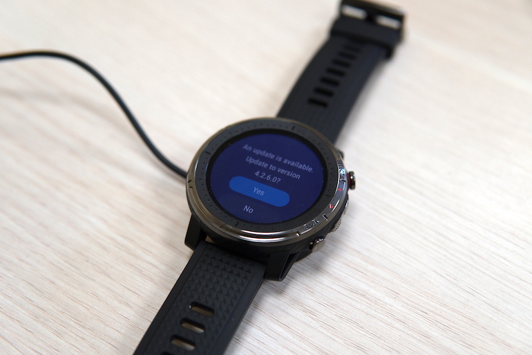 Обзор Amazfit Stratos 3 — умные или спортивные?