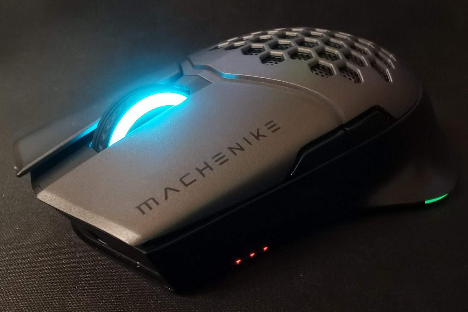 Machenike M830 – беспроводная мышка с интересной внешностью