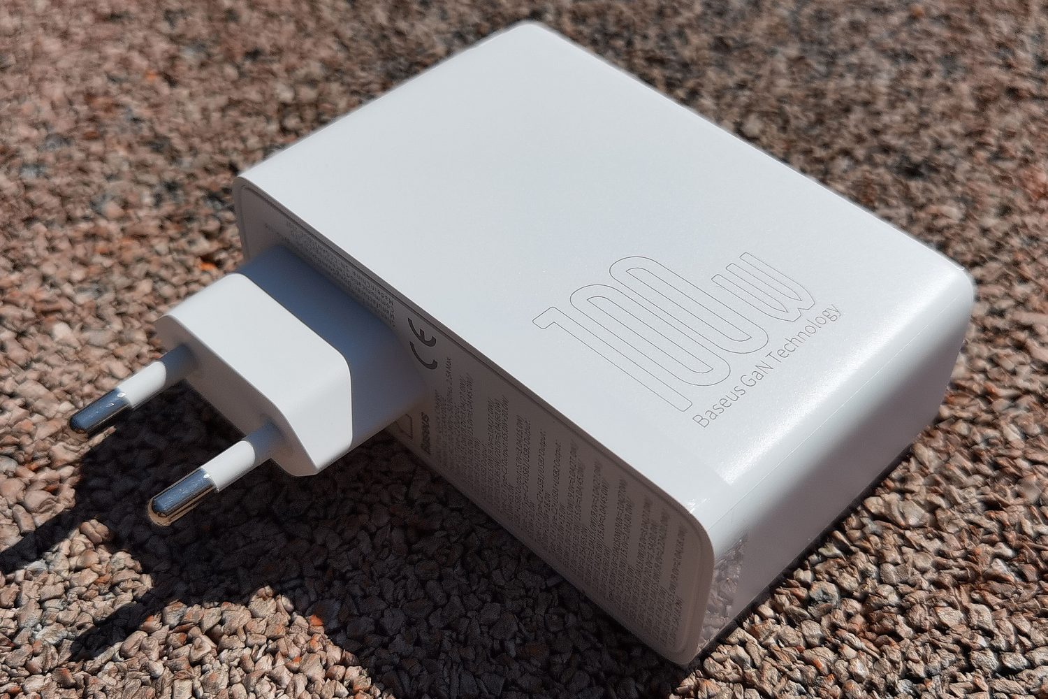 Baseus GaN2 Pro Quick Charger освободит ваши розетки