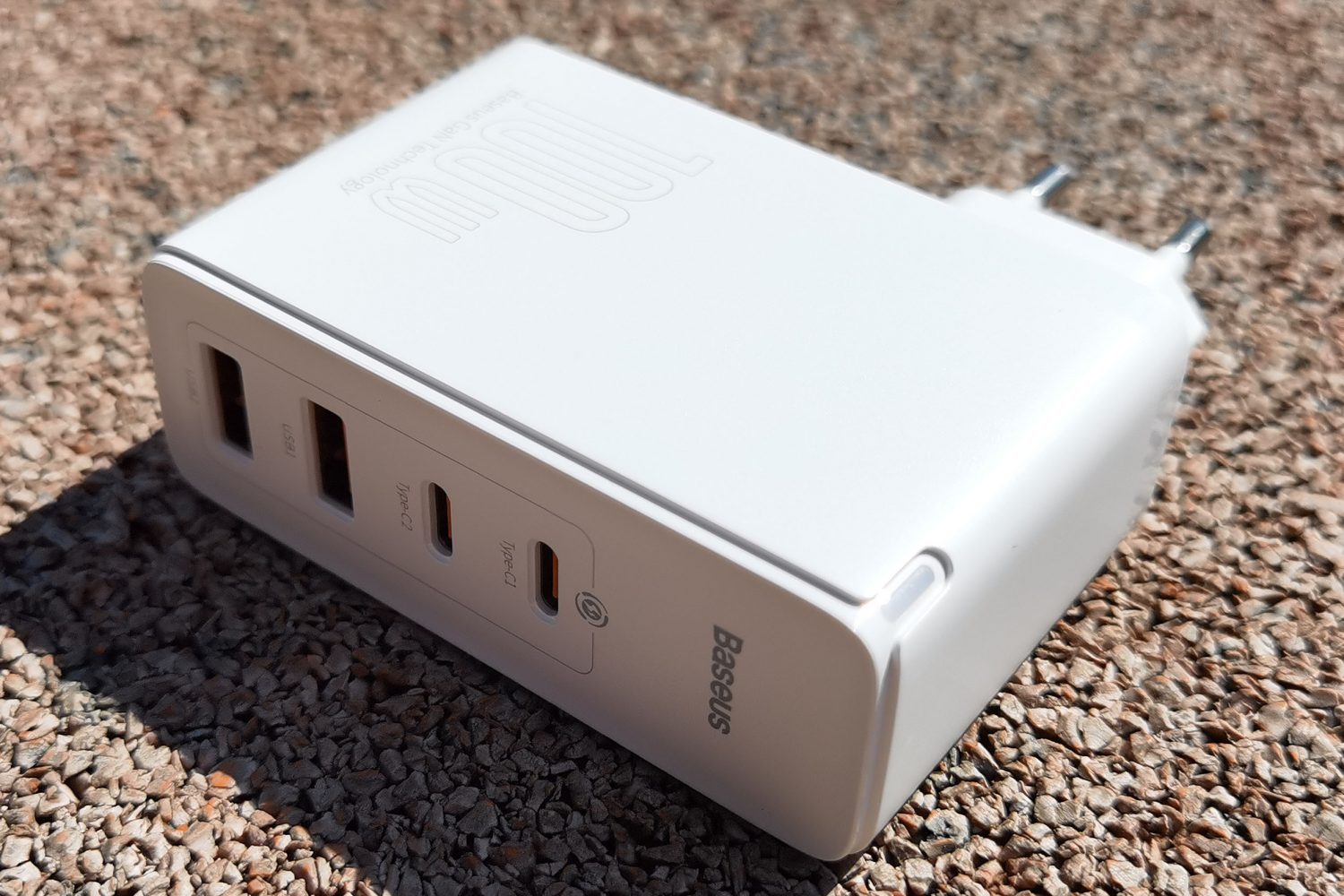 Baseus GaN2 Pro Quick Charger освободит ваши розетки