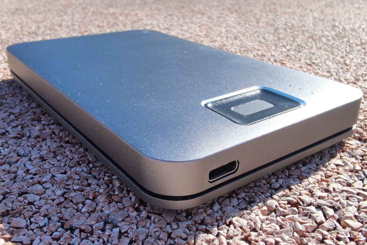 Verbatim Executive Fingerprint Secure HDD – внешний диск с двойной защитой