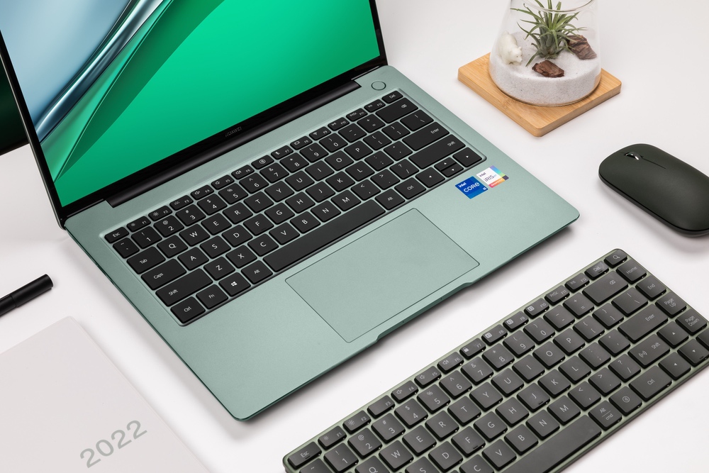 Huawei представляет премиальный ноутбук HUAWEI MateBook 14s