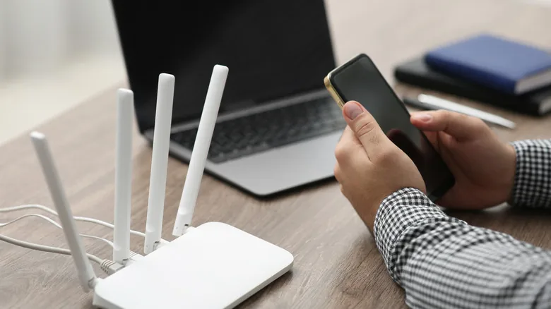 Выключать Bluetooth ради Wi-Fi? Совет из прошлого