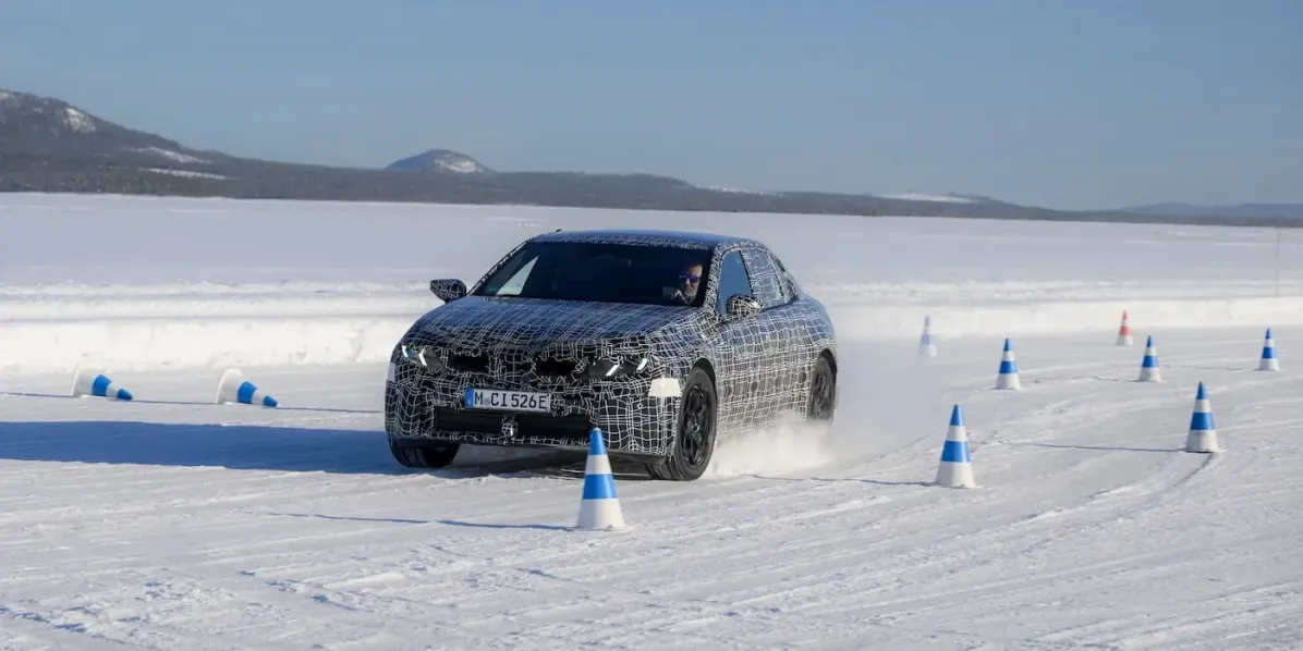 BMW i3 Touring: электрический универсал на видео