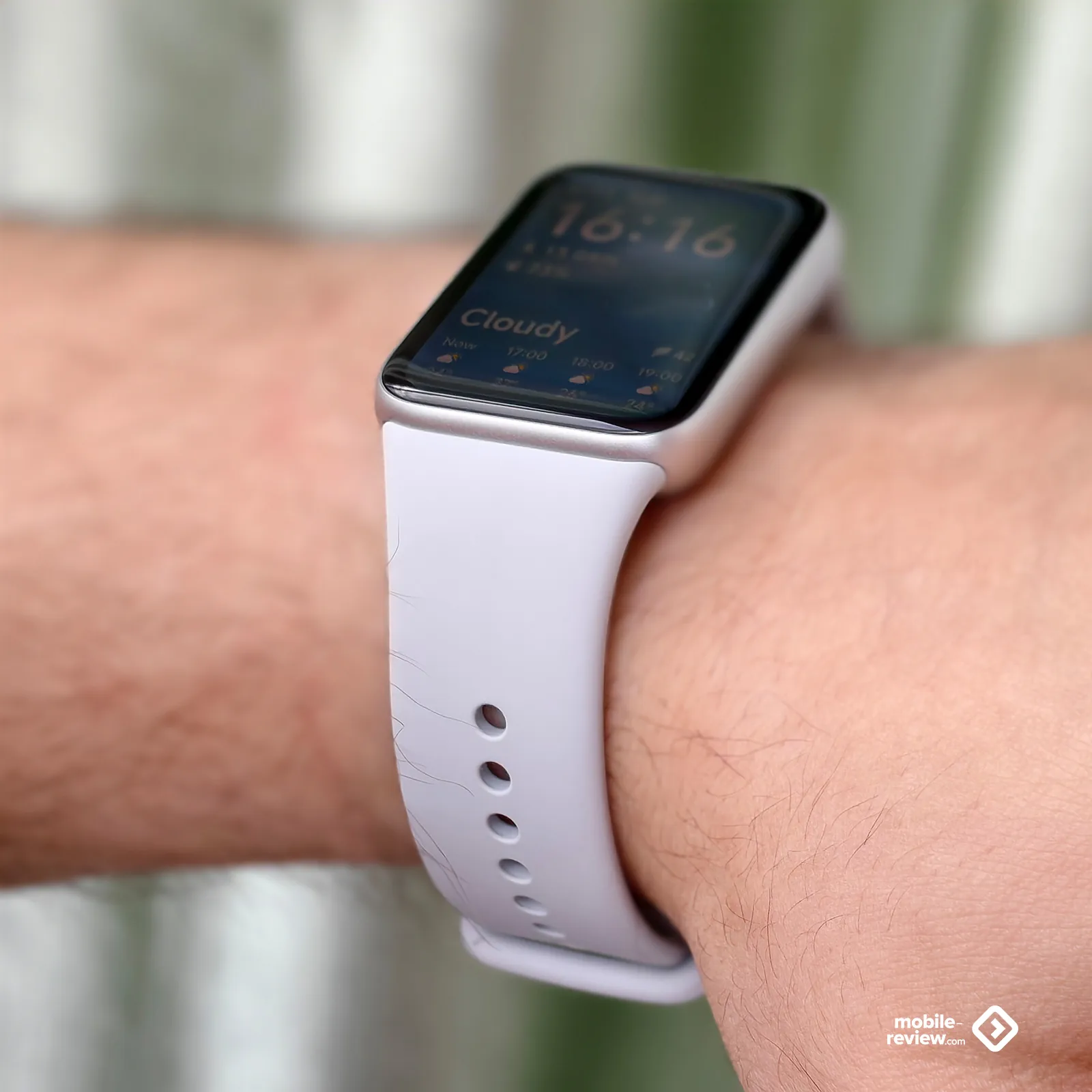 Xiaomi Smart Band 10 Pro: эволюция вместо революции