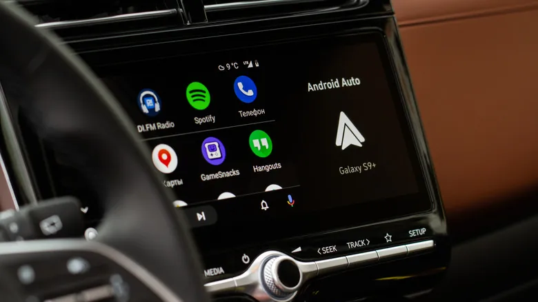 Почему Android Auto иногда притихает: объяснение и лайфхаки