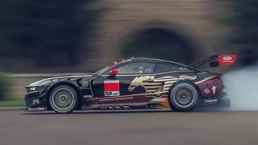 Ford подготовил Mustang GT3 в цветах первой победы Генри Форда