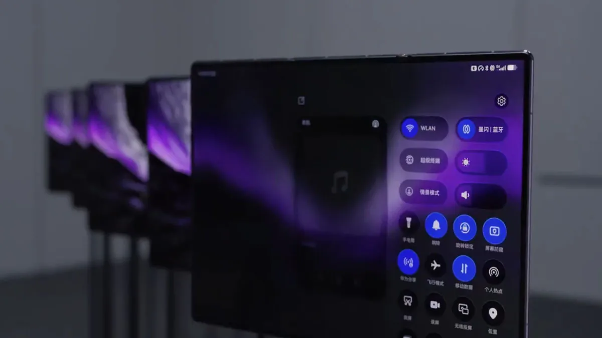 Huawei Mate XT 2: приватный экран без потери качества