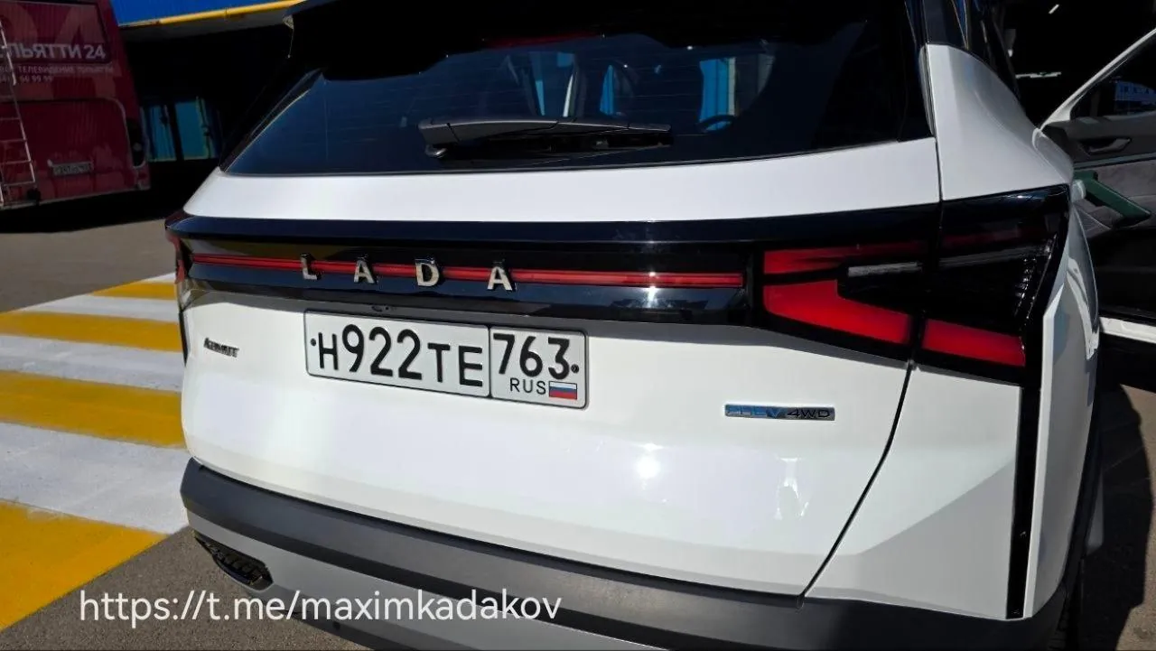 АвтоВАЗ испытывает гибридный кроссовер Lada Azimut