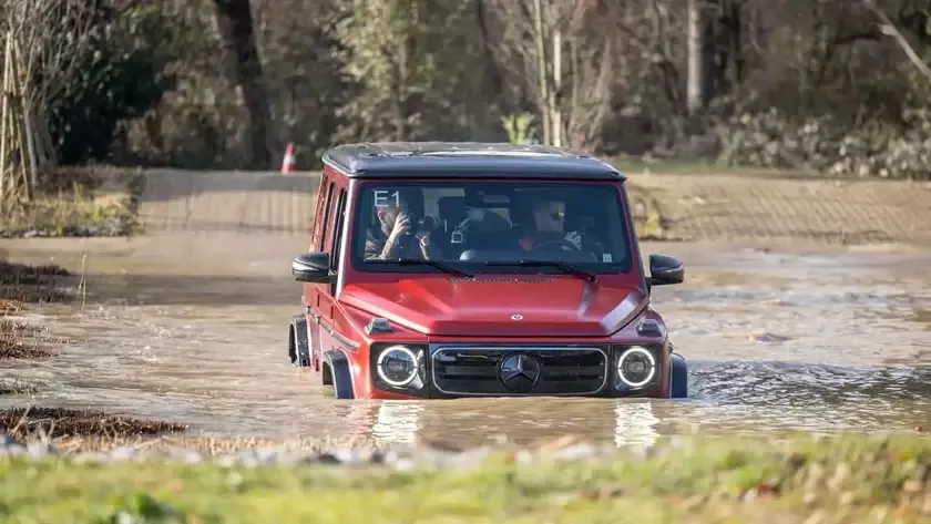 Mercedes-Benz запатентовал систему плавучести для внедорожников