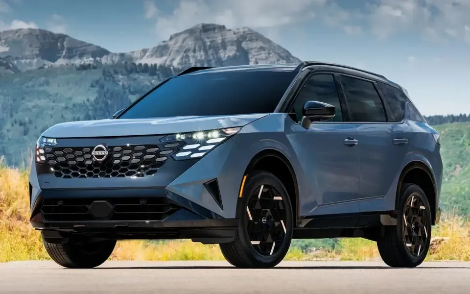Nissan представила кроссовер Rogue 2027 с гибридной системой
