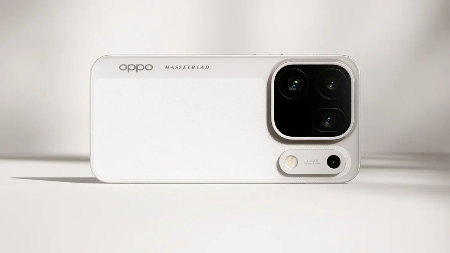 Oppo Find X10 Pro Max с тремя 200-Мп камерами вышел в Китае