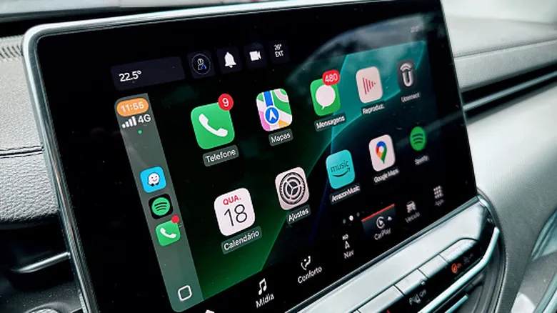 Ottocast превращает проводной CarPlay в беспроводной