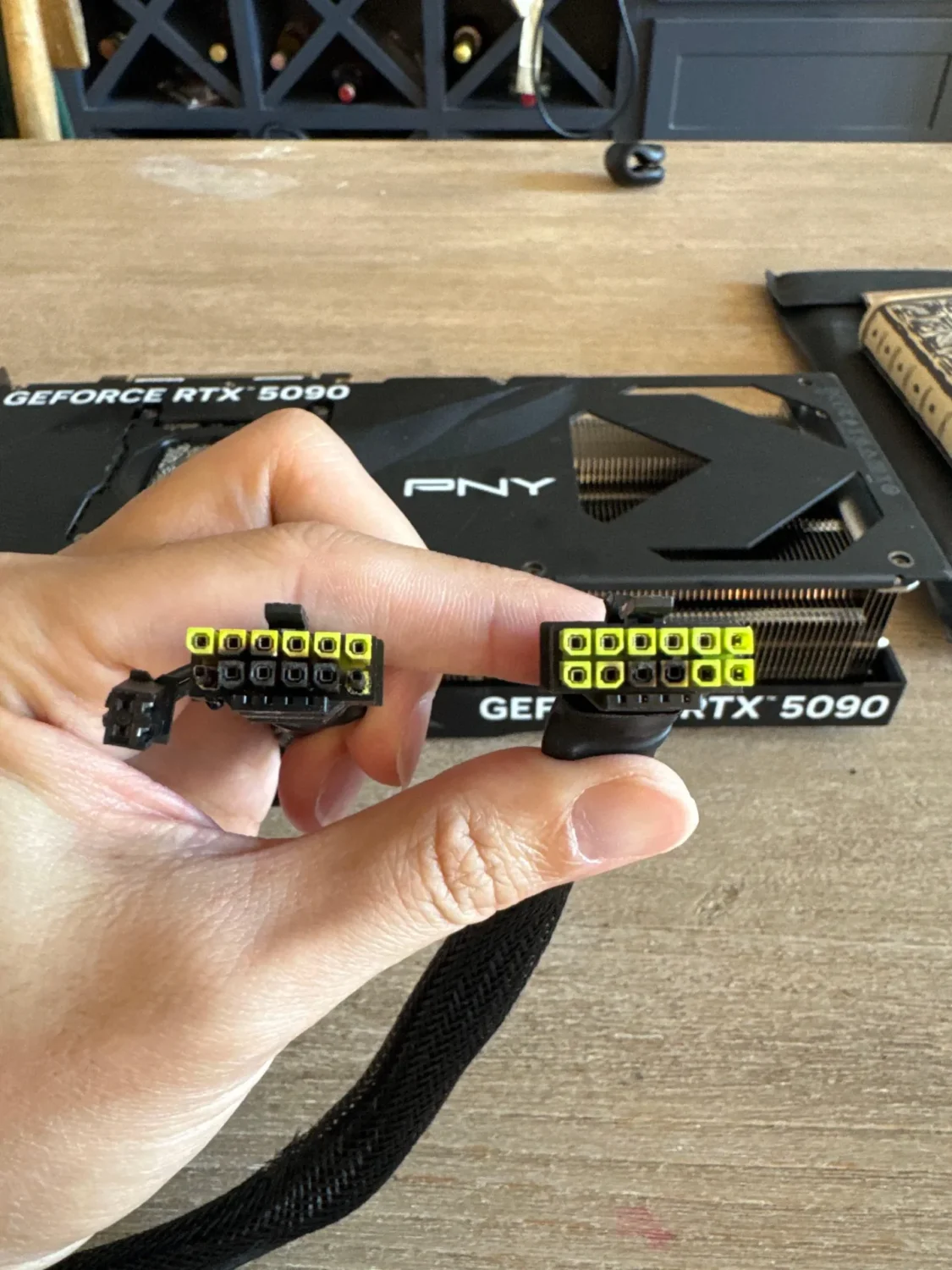 PNY отказала в гарантии на сгоревшую GeForce RTX 5090 из-за штатного кабеля блока питания