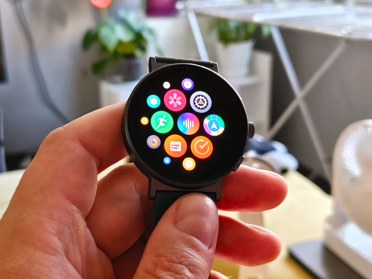 Обзор realme Watch S5: приятные часы с AMOLED, GPS и хорошей автономностью