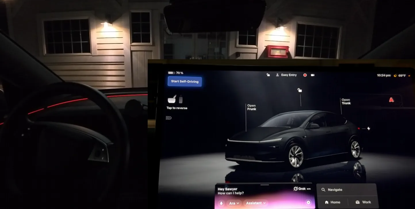 В автомобилях Tesla появился голосовой помощник Grok Bot