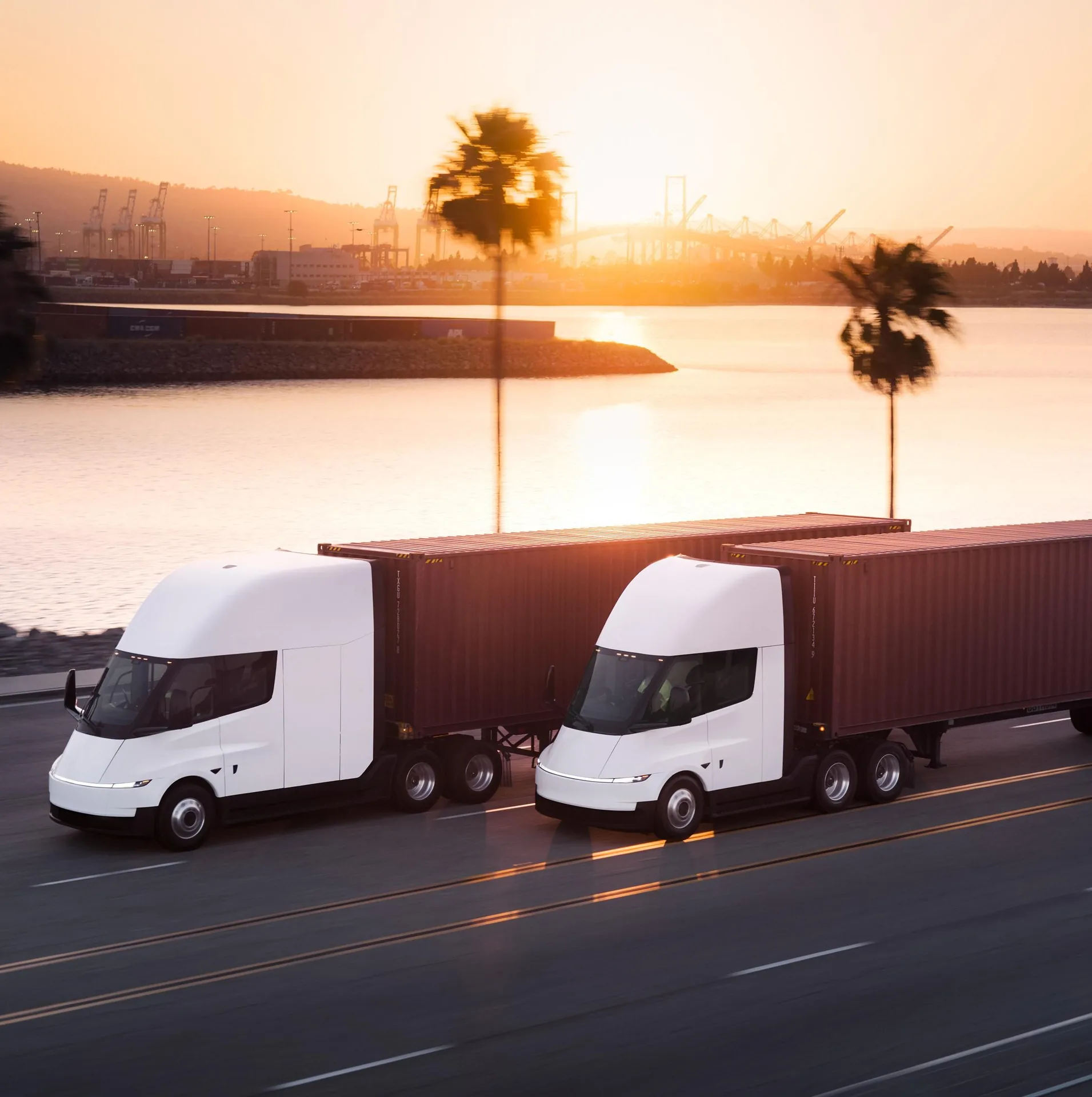 Tesla Semi: старт серийного производства и первые поставки