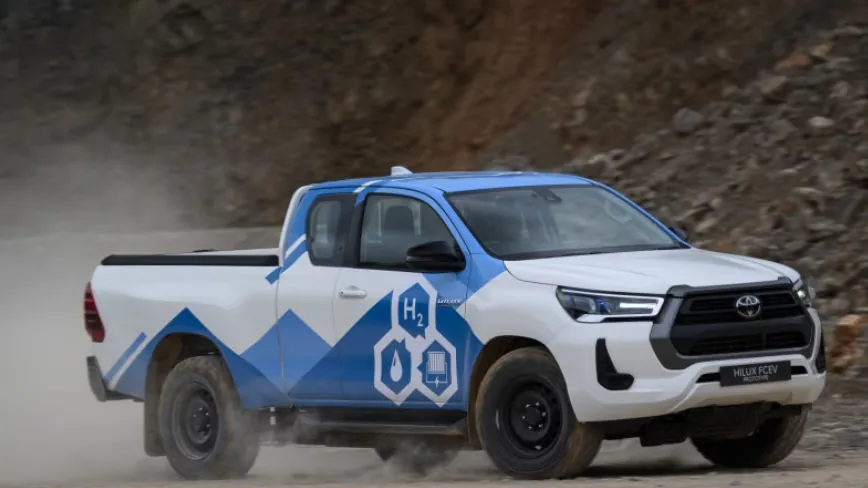 Toyota Hilux на водороде: 400 км хода и буксировка 2,5 тонны