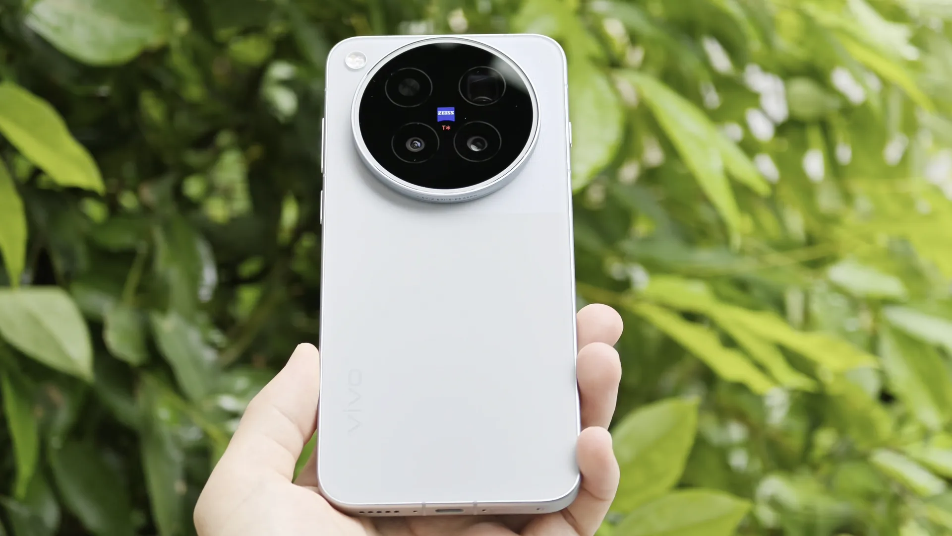 Vivo представила флагманские модели X500, X500 Pro и X500 Pro Max