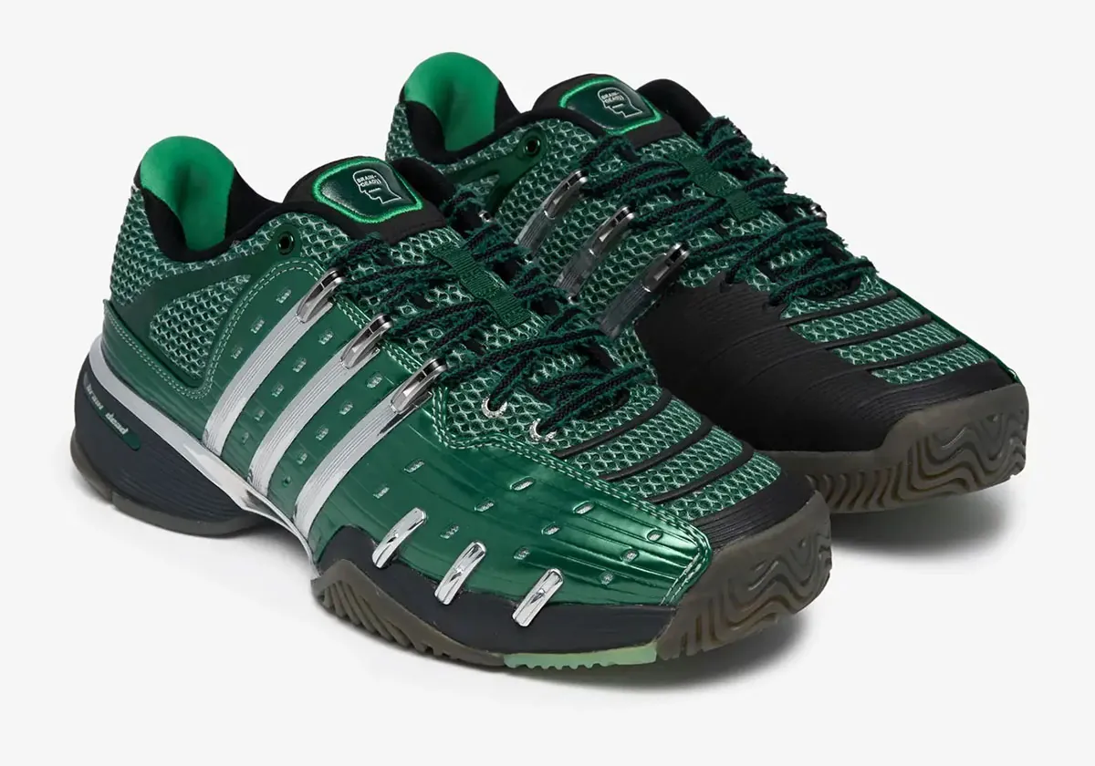 Adidas и Brain Dead выпустили кроссовки Barricade V