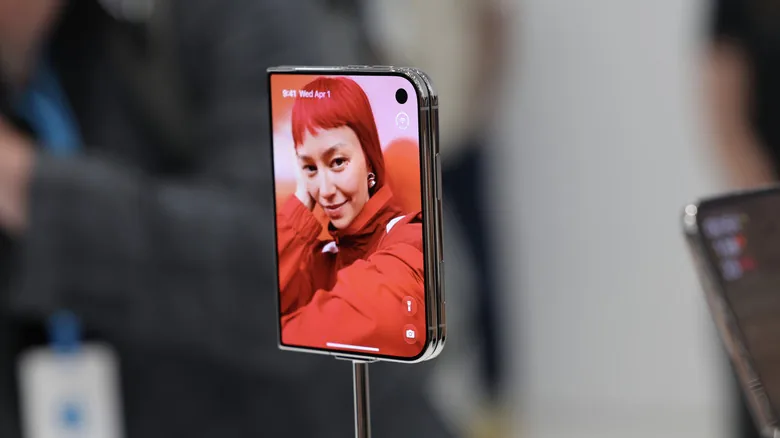 Apple запустила инструмент Get Ready для подготовки к заказу iPhone Duo