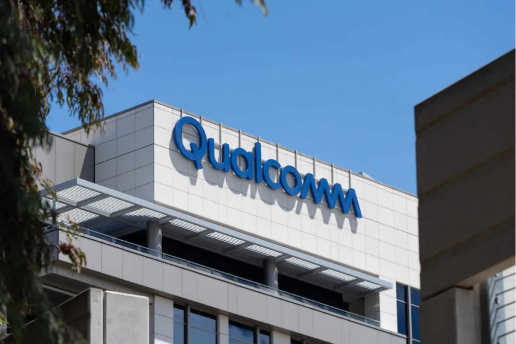 Суд присяжных обязал Arm выплатить Qualcomm два доллара