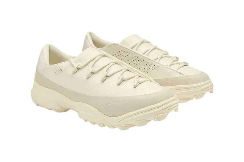 Arte Antwerp и adidas Originals представили кроссовки GSG9 в расцветке Off-White