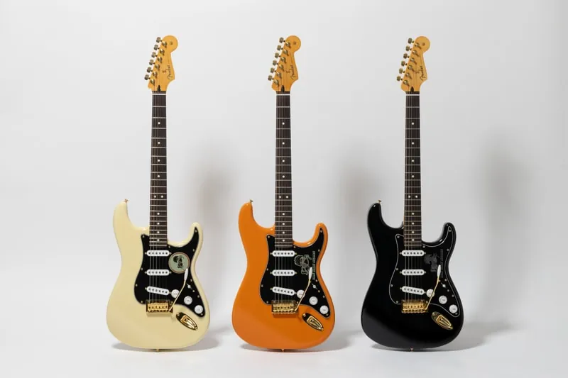 Fender и Dark Horse Records представили гитары Stratocaster