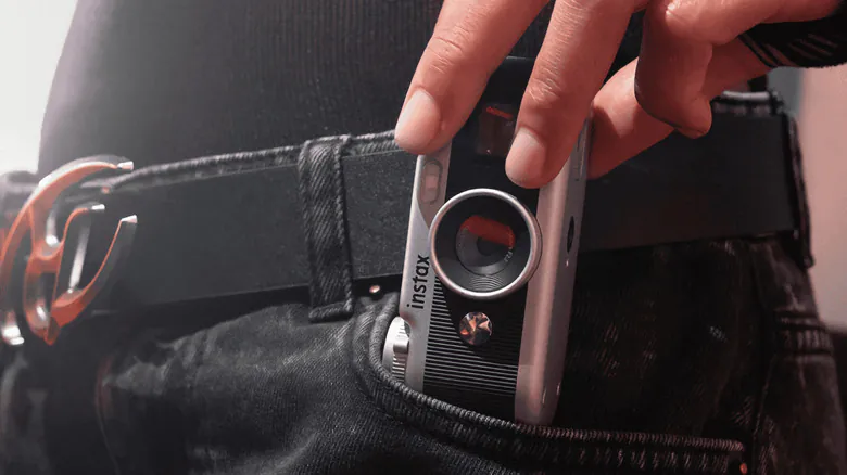 Fujifilm Instax Pal 2: цифровой фотоаппарат с прямой передачей фото на смартфон