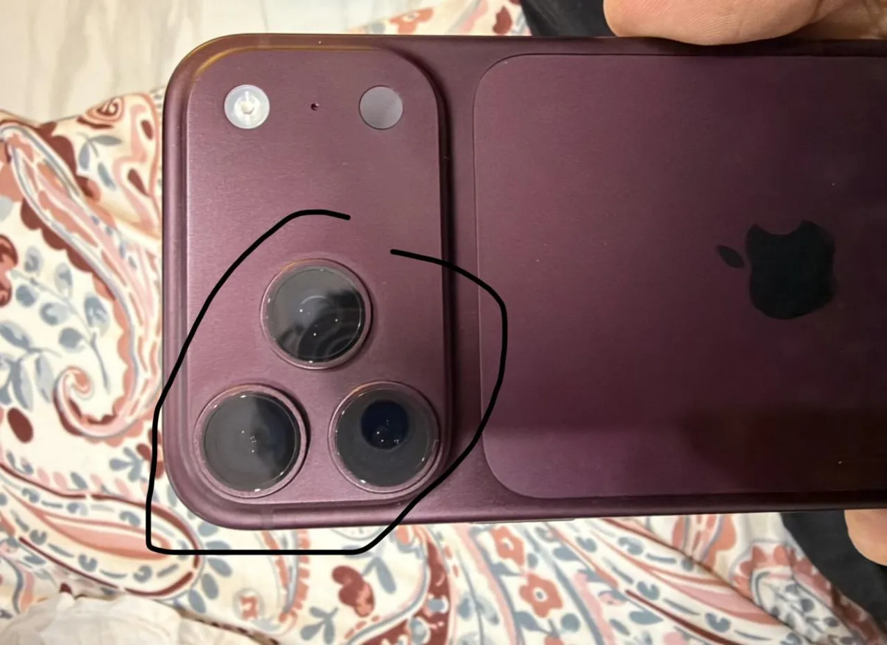 Покупатели iPhone 18 Pro жалуются на выцветание у камер