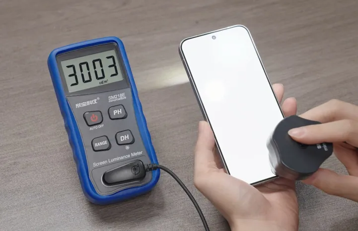 iQOO 16 разобрали: батарея 8400 мАч и экран Samsung M16