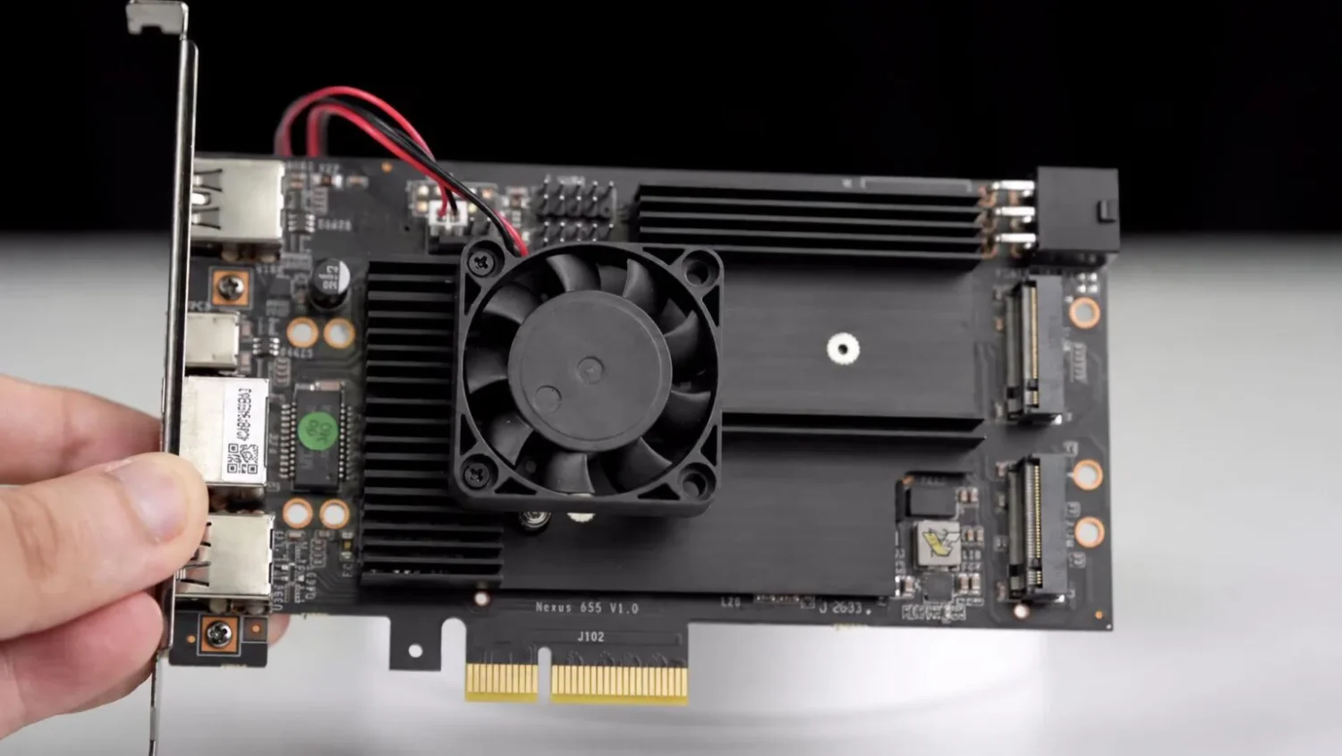 JGINYUE выпустила карту расширения для четырех SSD в один слот PCIe