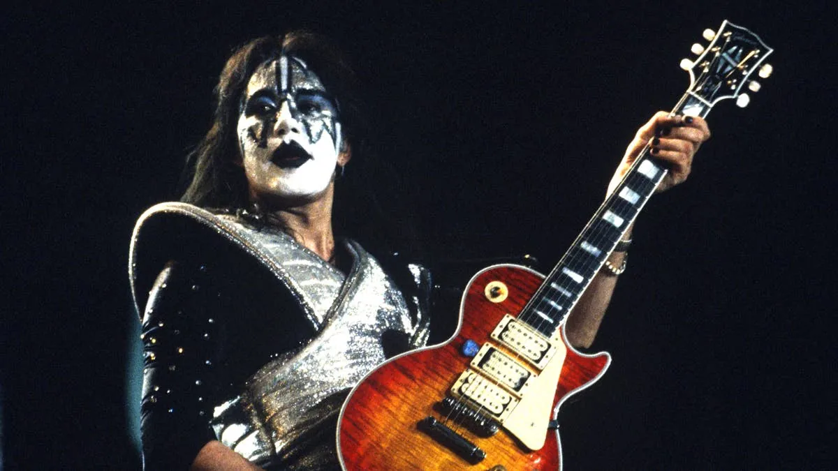 Эйс Фрехли рассказал, как почти смертельный инцидент вдохновил песню KISS