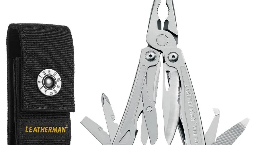 Иллюстрация к материалу «Карманный мультитул Leatherman Wingman: 14 инструментов в стальном корпусе». Фото: Mensjournal.