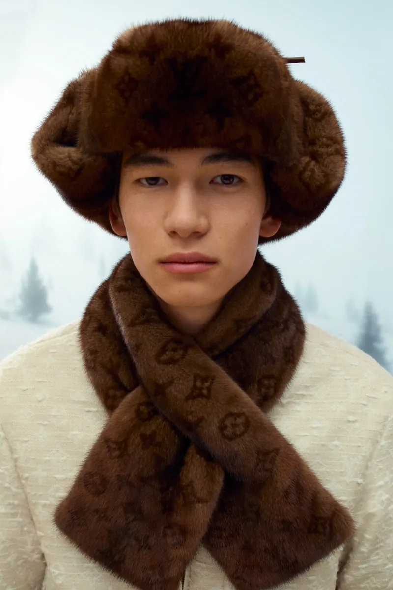Иллюстрация к материалу «Louis Vuitton представил горнолыжную коллекцию 2027 года». Фото: Hypebeast.