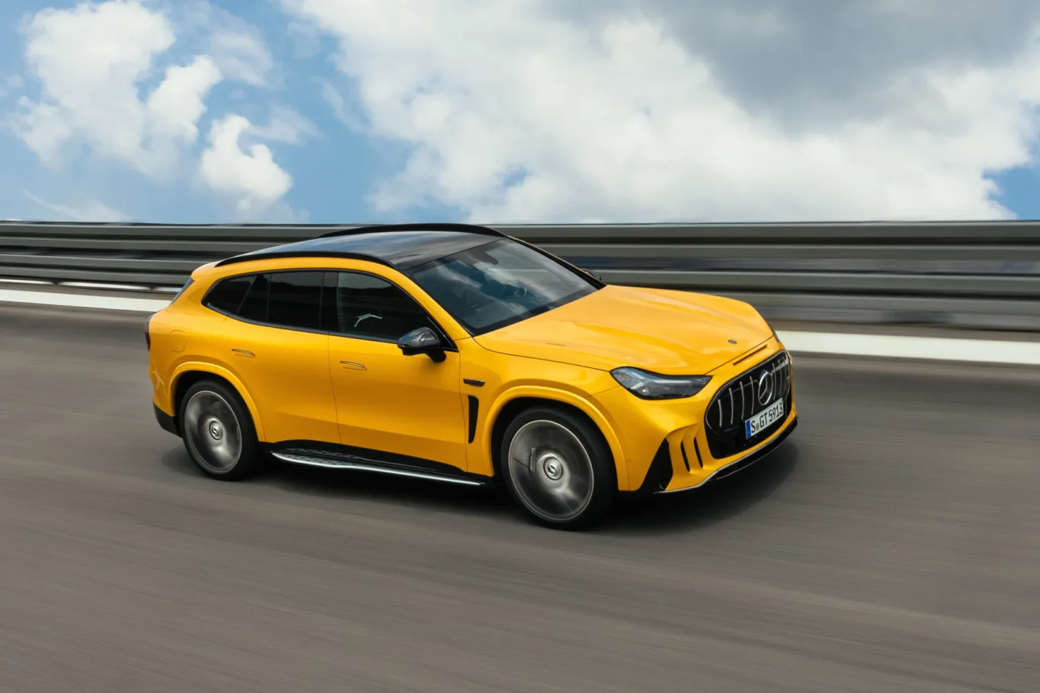 Mercedes-AMG представила электрический внедорожник GT SUV