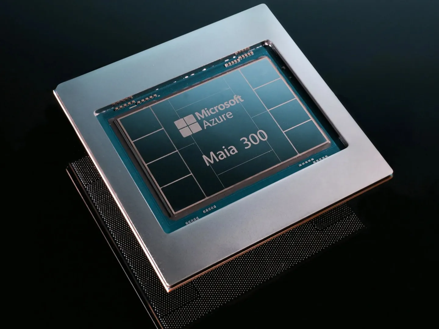 Microsoft представила ИИ-ускоритель Maia 300