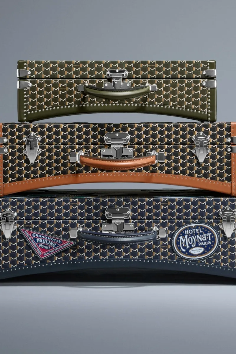 Иллюстрация к материалу «Moynat выпустил коллекцию Hotel Moynat со стилистами Bad Bunny». Фото: Hypebeast.