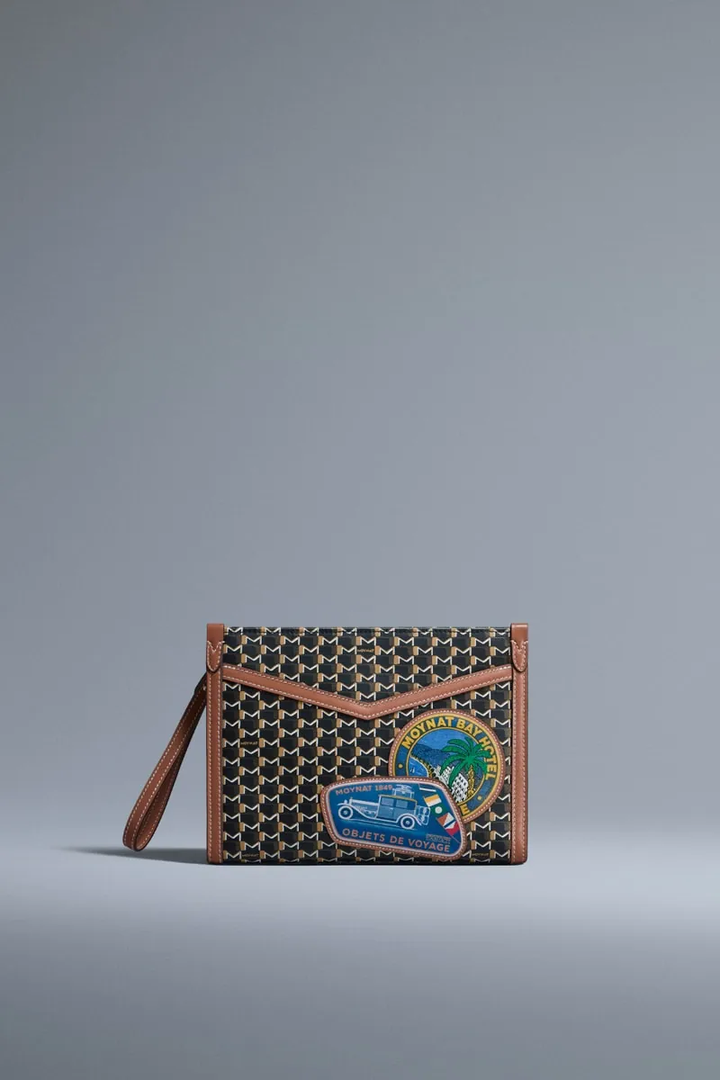 Иллюстрация к материалу «Moynat выпустил коллекцию Hotel Moynat со стилистами Bad Bunny». Фото: Hypebeast.