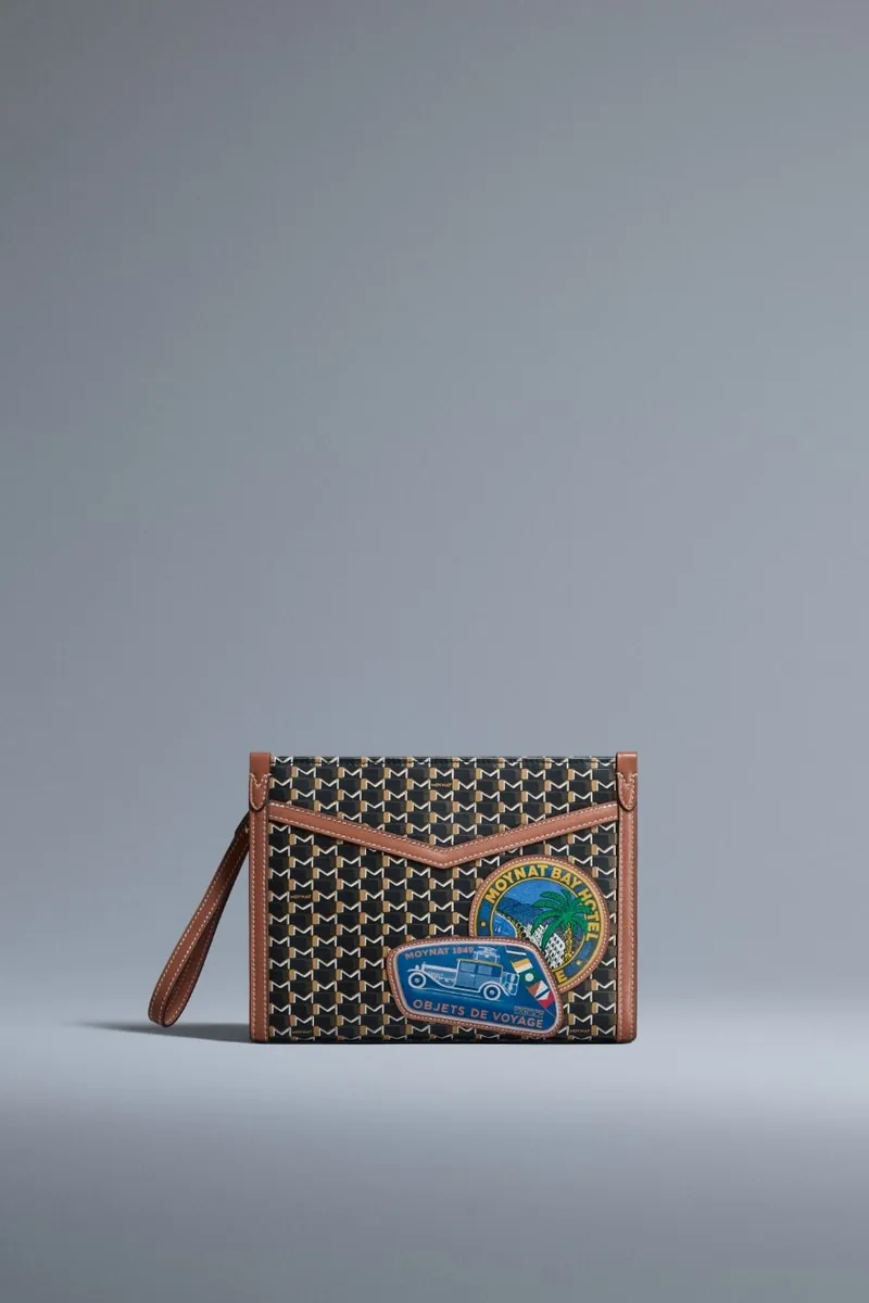 Иллюстрация к материалу «Moynat выпустил коллекцию Hotel Moynat со стилистами Bad Bunny». Фото: Hypebeast.