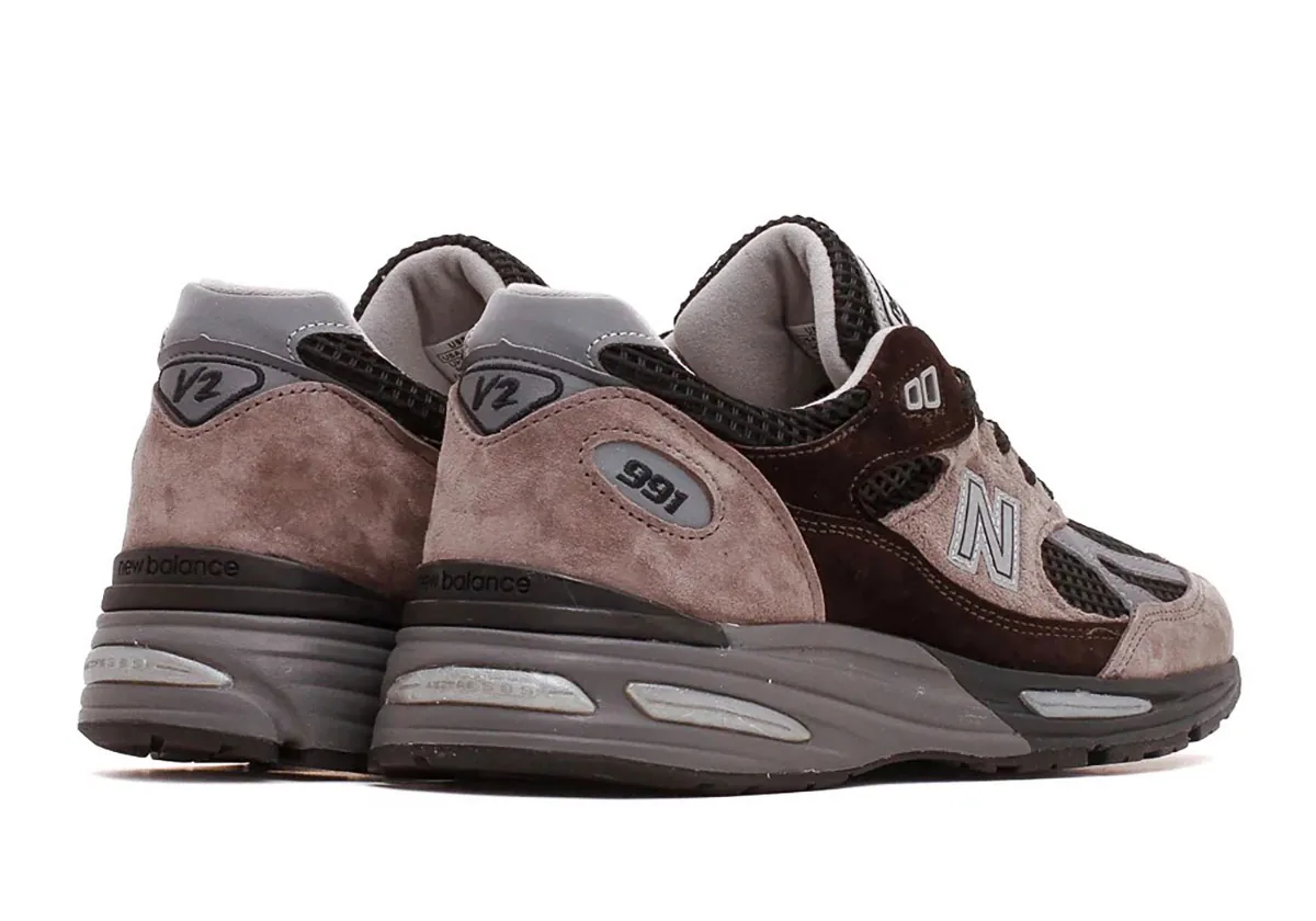 New Balance представила кроссовки 991v2 в расцветке Iron/Mulch